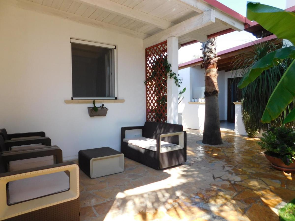 Villa Raggio Di Sole Parcheggio Privato Porto Cesareo Exterior foto